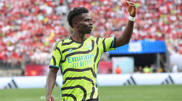 Bukayo Saka playing in a preseason friendly